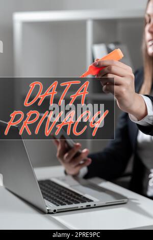 Ispirazione che mostra la privacy dei dati del segno, la sicurezza del Internet Concept e la protezione digitale del Web site o della homepage di atterraggio Foto Stock