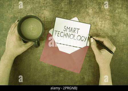 Ispirazione che mostra Sign Smart Technology, concetto aziendale utilizzato per proteggere e prevenire gli errori nei dischi rigidi Foto Stock