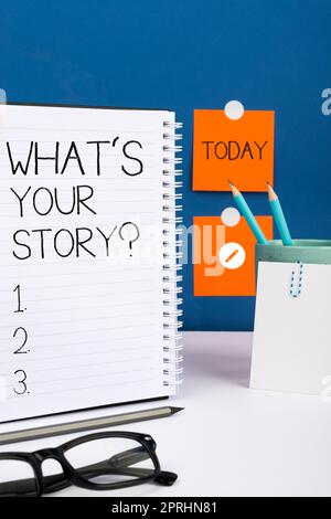 Scrittura a mano del testo che cosa s è la vostra storia domanda relate qualcosa circa voi stessi tutti gli aggiornamenti. Parola per relazionarsi qualcosa circa voi tutti gli aggiornamenti Foto Stock