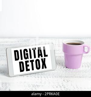 Simbolo di testo con detox digitale, concetto che vieta l'utilizzo di dispositivi elettronici e digitali Foto Stock