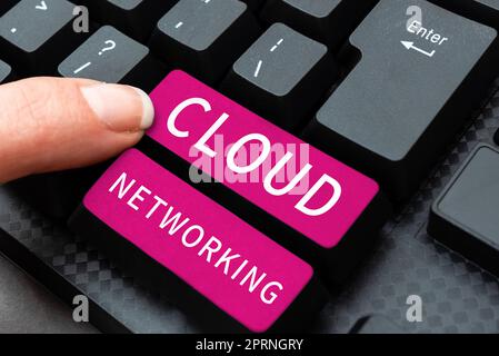 Didascalia concettuale Cloud Networking, Business vetrina applicazione di ingegneria per lo sviluppo di software computer Keyboard e Symbol.Informat Foto Stock