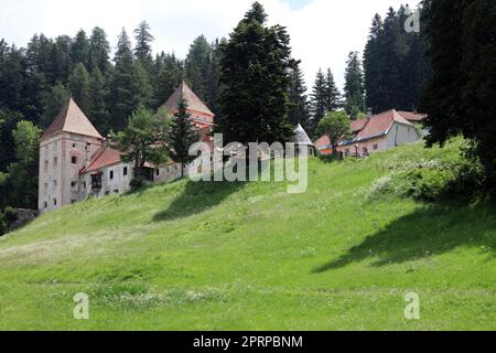 Castel Gardena-Fischburg (Ladin Ciastel de Gherdëina) in Val Gardena in Alto Adige tra San Christina e Selva. Costruito da Engelhard Dietrich Graf Foto Stock