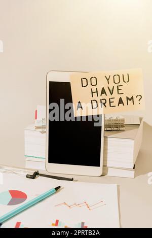 Firma scritta a mano Riduci riciclaggio riutilizzo. Concetto che significa chiedere a qualcuno circa i successi di obiettivi di vita Foto Stock