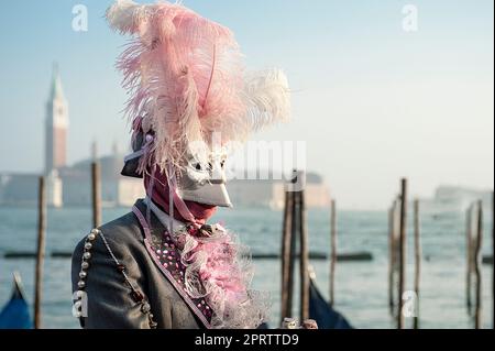 Venezia, Italia - Febbraio 21 2019: le maschere del carnevale di Venezia 2019 Foto Stock