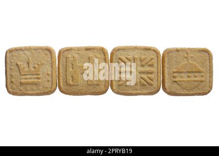 Tutti i biscotti al burro shortbread per commemorare l'incoronazione di HM re Carlo III 2023 da M&S isolato su sfondo bianco Foto Stock