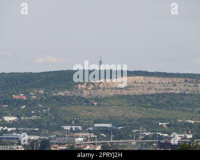 Torre delle telecomunicazioni sulle colline di Brno, Repubblica Ceca Foto Stock