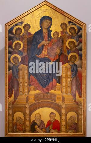 Madonna col Bambino in trono con angeli e profeti, Santa Trinita Madonna Santa Trinita Maesta, Cimabue, circa 1290-1295, Galleria degli Uffizi, Galleria Foto Stock