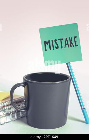 Didascalia di testo che presenta errore, approccio aziendale idea sbagliata circa il significato di qualcosa fatto in modo errato Foto Stock