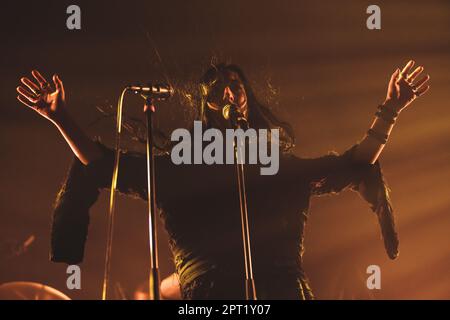 Tilburg, Paesi Bassi. 23rd, aprile 2023. La cantante americana Zola Jesus ha tenuto un concerto dal vivo durante il festival di musica olandese Roadburn Festival 2023 a Tilburg. (Photo credit: Gonzales Photo - Peter Troest). Foto Stock