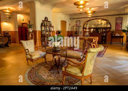 Appartamento con arredamento moderno situato al secondo piano di Casa Batlló (Barcellona, Catalogna, Spagna) Foto Stock