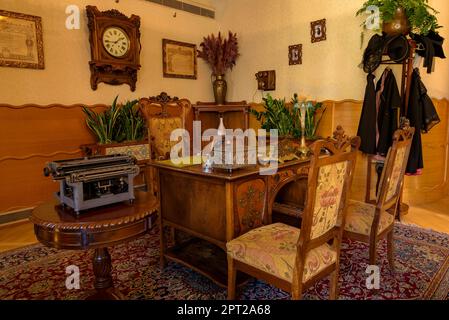 Appartamento con arredamento moderno situato al secondo piano di Casa Batlló (Barcellona, Catalogna, Spagna) Foto Stock