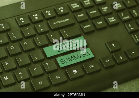 Didascalia concettuale 2023 Sommario, Word scritto sulla sintesi degli eventi dell'anno passato principali azioni o buoni spettacoli Foto Stock