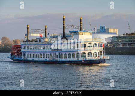 Louisiana Star, crociera nel porto, Elbe, Amburgo, Germania Foto Stock