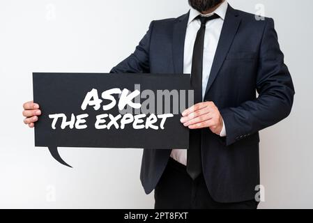 Visualizzazione concettuale Richiedi all'esperto, Word per cercare consigli professionali Richiedi assistenza supporto Foto Stock