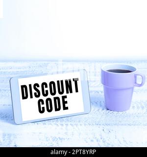 Scrittura con testo Codice Sconto, idea commerciale per ridurre il prezzo di un prodotto con un voucher personalizzato Foto Stock