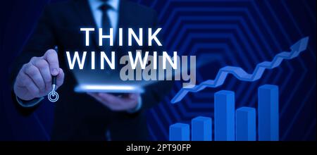 Visualizzazione concettuale Think Win Win, Business idea richiesta di informazioni chiedere Wonder bisogno conoscenza tre colleghi Equitazione bicicletta rappresentante Succ Foto Stock
