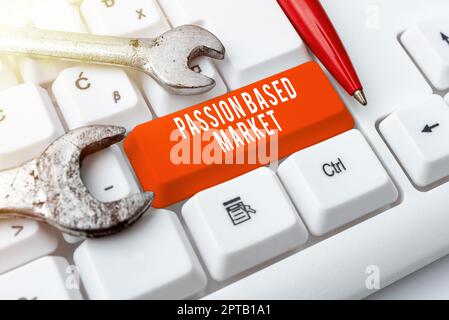 Didascalia di testo Presentazione mercato basato sulla passione, vetrina aziendale canale di vendita emotivo una strategia incentrata sulla personalizzazione Foto Stock