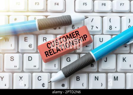 Scrittura di testo che mostra il rapporto con il cliente, Internet Concept Deal e l'interazione tra l'azienda e i consumatori Foto Stock