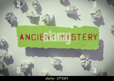 Ispirazione mostrando segno Antico mistero, approccio aziendale tutto ciò che è tenuto segreto o rimane inspiegabile Foto Stock