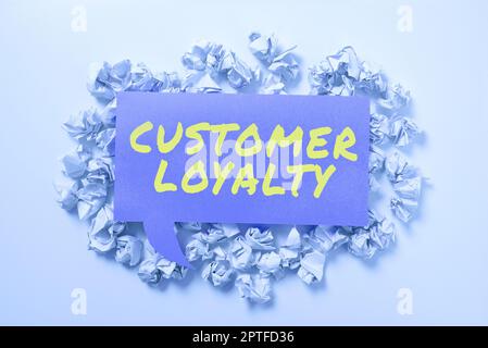 Didascalia concettuale fedeltà del cliente, gli acquirenti di foto concettuali aderiscono all'esperienza e alla soddisfazione positive Foto Stock