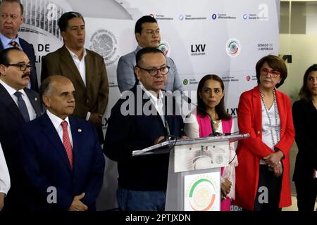 Città del Messico, Messico. 28th Apr, 2023. 27 aprile 2023, Città del Messico, Messico: Il senatore tedesco Martinez alla conferenza stampa al Senato di Città del Messico. Il 27 aprile 2023 a Città del Messico (Foto di Luis Barron/Eyepix Group/Sipa USA). Credit: Sipa USA/Alamy Live News Foto Stock