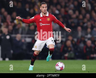 Londra, Regno Unito. 27th Apr, 2023. Antony del Manchester United durante la partita della Premier League al Tottenham Hotspur Stadium, Londra. Il credito dell'immagine dovrebbe essere: Paul Terry/Sportimage Credit: Sportimage Ltd/Alamy Live News Foto Stock