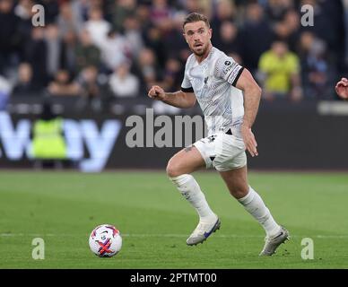 Londra, Regno Unito. 26th Apr, 2023. Jordan Henderson di Liverpool durante la partita della Premier League al London Stadium, Londra. Il credito dell'immagine dovrebbe essere: Paul Terry/Sportimage Credit: Sportimage Ltd/Alamy Live News Foto Stock