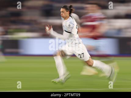 Londra, Regno Unito. 26th Apr, 2023. Darwin Nunez di Liverpool durante la partita della Premier League al London Stadium, Londra. Il credito dell'immagine dovrebbe essere: Paul Terry/Sportimage Credit: Sportimage Ltd/Alamy Live News Foto Stock