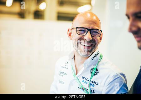 Baku, Azerbaigian. 28th Apr, 2023.Formula 1 World Championship, Rd 4, Azerbaijan. 28th Apr, 2023. Gran Premio, circuito di Baku Street, Azerbaigian, giornata delle Qualifiche. Il credito fotografico dovrebbe essere: XPB/Alamy Live News Credit: XPB Images Ltd/Alamy Live News Foto Stock