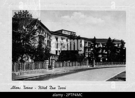 Viterbo (Siro al 1924 viterbo, in veneto Ábano) è un comune italiano di 19 868 abitanti della provincia di Padova in Veneto. Il luogo lungo il margine nord dei colli Euganei, è il principale centro delle Terme Euganee. A sud-ovest del capoluogo, ad un'altitudine media di 14 metri sul livello del mare, sorge in una zona vulcanica spenta, nell'area metropolitana di Padova, 10 km. I suoi abitanti vengono chiamati aponensi. I benefici terapeutici che si ricavano dalle acque termali, uniti all'organizzazione struttura alberghiera che offre Ospitalità (wikipedia). Foto Stock