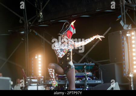 Close-up di Grace Jones rivestimento padiglione sul palco principale al OnBlackheath Music Festival 2019 Foto Stock