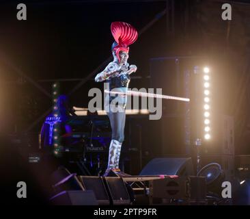 Close-up di Grace Jones rivestimento padiglione sul palco principale al OnBlackheath Music Festival 2019 Foto Stock