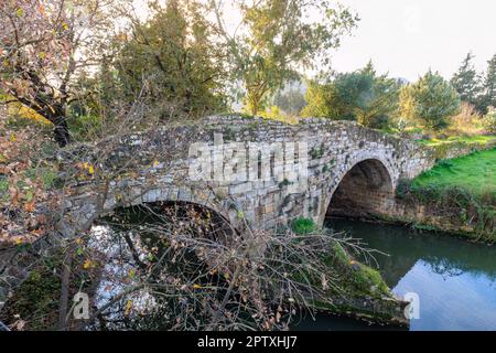Ponte Romano Barumini, Sardegna, Italia, 2022 dicembre. Antico ponte romano. Foto Stock