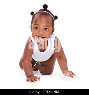 Messaggi istantanei in arrivo per te. Studio shot di una ragazza adorabile bambino isolato su bianco Foto Stock