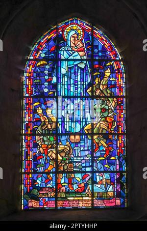 Chiesa,dove,durante,American Airborne operazione,US paracadutista,John Steele's.John Steele,paracadute,catturato,su,la,chiesa,campanile,e,lui,appeso,fingendo,di,essere,dead.an effigy,manichino,di,lui,insieme,con,paracadute,1944 francese,chiesa,liberatore,in,primo,francese,villaggio,italiano,in,italiano,paracadutes,in,francese,francese,italiano,in,francese,italiano,in,francese,italiano,italiano,in,francese,italiano,francese,italiano,italiano,in,italiano,francese,italiano,in,francese,francese,italiano,italiano,italiano,in,italiano,italiano,italiano,italiano,in,italiano,italiano,italiano,italiano,in,francese,italiano,italiano,italiano,in,francese,italiano,italiano,in,italiano,francese,italiano,italiano,italiano,italiano,in,italiano,francese,italiano,italiano,italiano,italiano Foto Stock