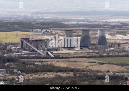 Vecchia centrale elettrica chiusa in Ungheria Foto Stock