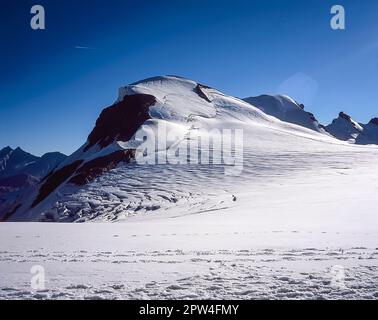 Questa serie di immagini si riferiscono alle montagne vicine alla località turistica svizzera di Zermatt, che si affaccia sul monte Breithorn, Foto Stock