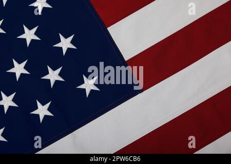 Primo piano tela di cotone pesante sfondo della bandiera nazionale degli Stati Uniti, simbolo del patriottismo americano, alto angolo di vista, direttamente sopra Foto Stock