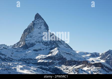 Cervino, come visto da Rotenboden Foto Stock