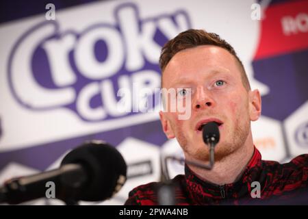 Bruxelles, Belgio. 29th Apr, 2023. Rob Schoofs di Mechelen è stato raffigurato durante una conferenza stampa della squadra di calcio belga KV Mechelen, sabato 29 aprile 2023 allo stadio King Baudouin di Bruxelles. Mechelen si prepara alla partita di domani contro la RAFC di Anversa, la finale della Coppa Croky. BELGA PHOTO VIRGINIE LEFOUR Credit: Agenzia Notizie Belga/Alamy Live News Foto Stock