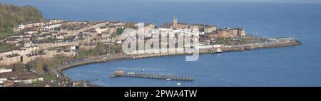Vista aerea di Gourock da Lyle Hill a Greenock, Inverclyde Foto Stock