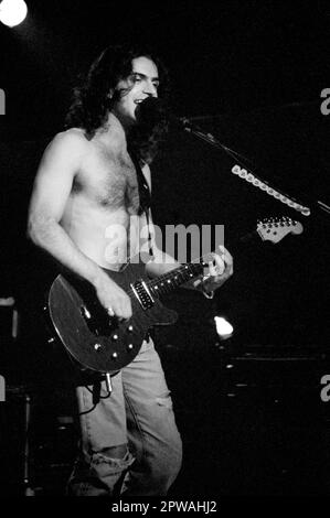 Milano Italia 1993-03-13 : Dweezil Zappa del gruppo Z in concerto al Zimba Club Foto Stock