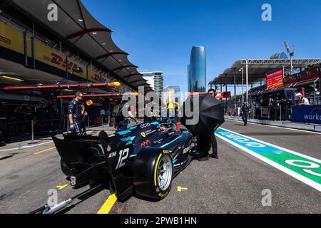 Baku, Azerbaigian. 29th Apr, 2023. LECLERC Arthur (mco), DAMS, Dallara F2, pitlane durante il 4th° round del Campionato FIA di Formula 2 2023 dal 28 al 30 aprile 2023 sul circuito cittadino di Baku, a Baku, Azerbaigian - Foto: Sebastian Rozendaal/DPPI/LiveMedia Credit: Independent Photo Agency/Alamy Live News Foto Stock