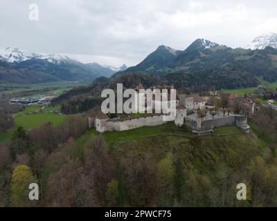 Il famoso castello di Gruyere in Svizzera, chiamato anche Schloss Greyerz Foto Stock