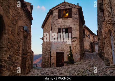 Lacoste Boulangerie, Old Bakery, Lacoste, Vaucluse, Provence-Alpes-Côte d'Azur, in Francia Foto Stock