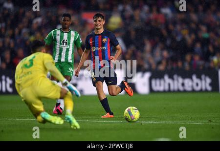 Barcellona, ESP. 29th Apr, 2023. FC BARCELONA vs REAL BETIS 29 aprile 2023 dPedri (8) del FC Barcelona in occasione della partita tra FC Barcelona e Real Betis corrispondente al trentadue giorno di la Liga Santander a Spotify Camp Nou a Barcellona, Spagna. Credit: Rosdemora/Alamy Live News Foto Stock