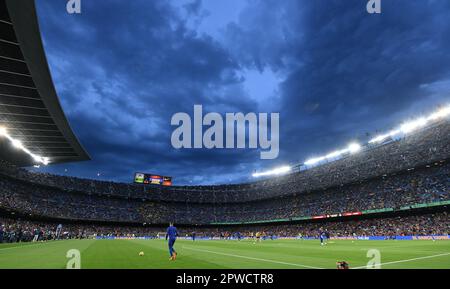 Barcellona, ESP. 29th Apr, 2023. FC BARCELLONA vs REAL BETIS 29 aprile 2023 Vista generale durante la partita tra FC Barcellona e Real Betis corrispondente al trentadue giorni di la Liga Santander a Spotify Camp Nou a Barcellona, Spagna. Credit: Rosdemora/Alamy Live News Foto Stock