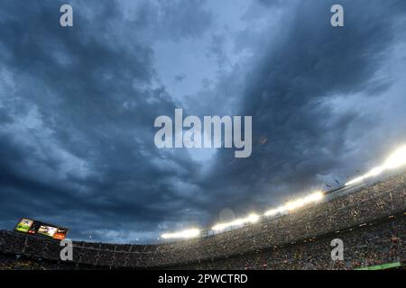 Barcellona, ESP. 29th Apr, 2023. FC BARCELLONA vs REAL BETIS 29 aprile 2023 Vista generale durante la partita tra FC Barcellona e Real Betis corrispondente al trentadue giorni di la Liga Santander a Spotify Camp Nou a Barcellona, Spagna. Credit: Rosdemora/Alamy Live News Foto Stock