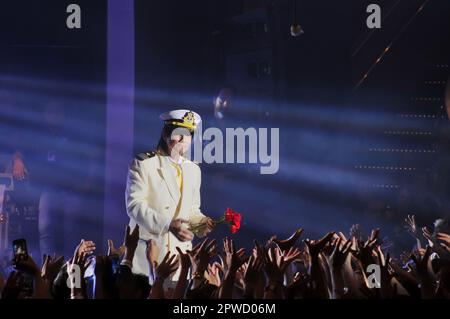 Spettacolo del cantante Roberto Carlos all'interno della nave MSC Fantasia, a Búzios (RJ) nel 2020. Roberto Carlos alle emozioni in alto mare Foto Stock