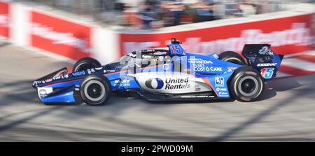 Long Beach, CA - 15 aprile 2023: Il pilota IndyCar Graham Rahal gareggia nel Gran Premio di Long Beach a Rahal Letterman Lanigan Racing's n° 15. Foto Stock